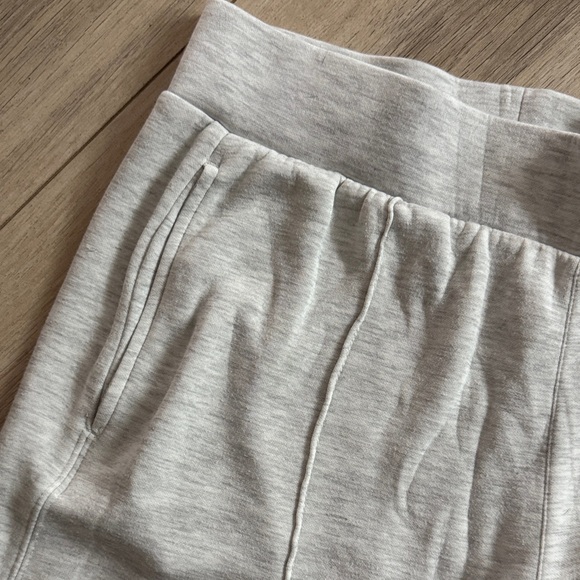 Women’s Heather Gray Bottoms - Picture 2 of 4